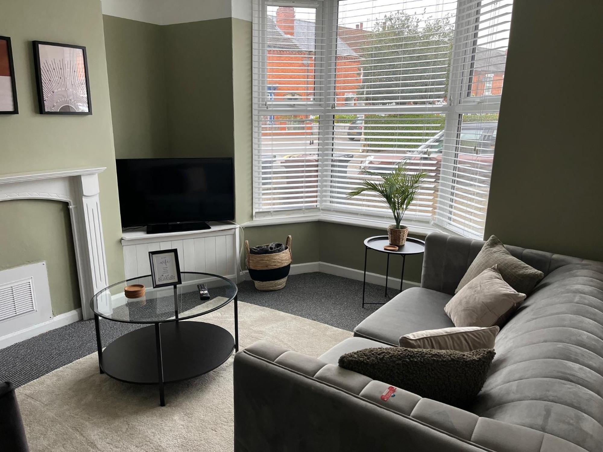 Stylish Townhouse In Lincoln Villa Luaran gambar