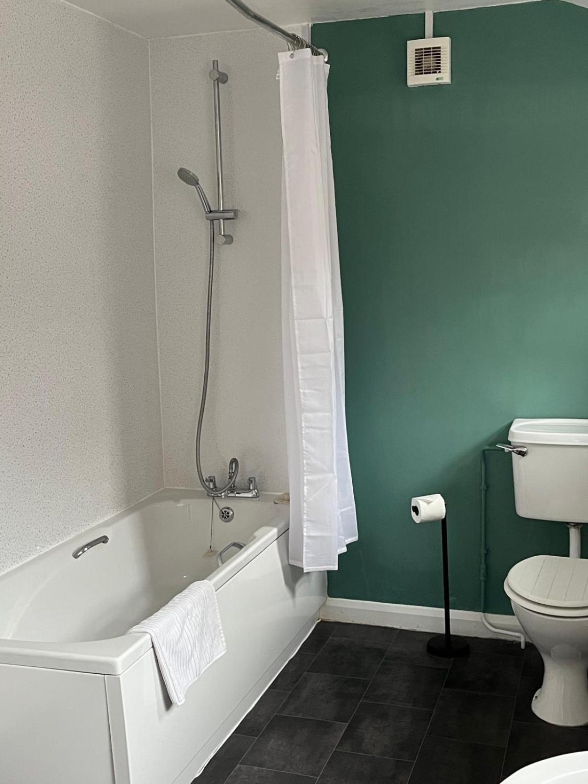 Stylish Townhouse In Lincoln Villa Luaran gambar